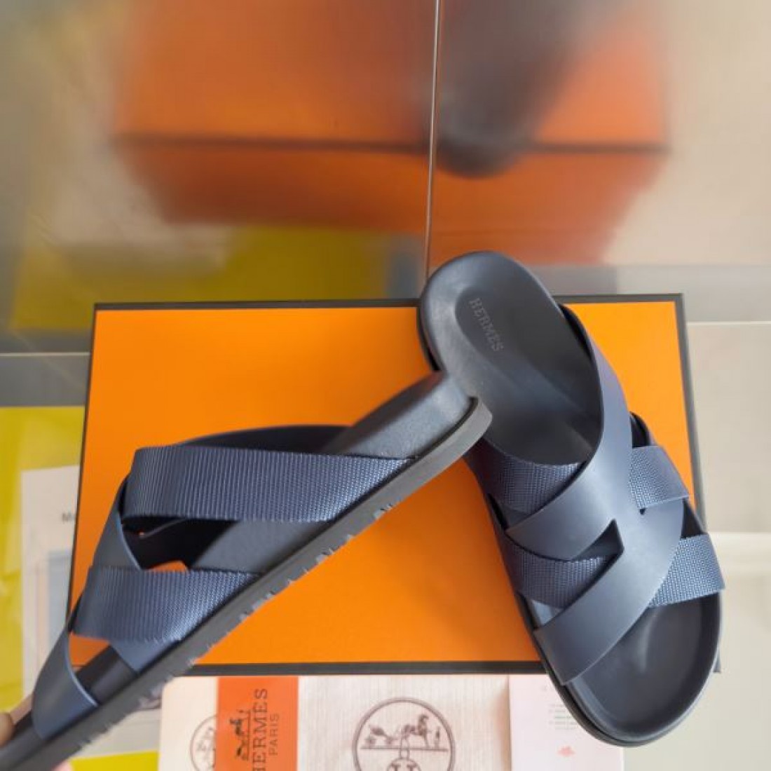 HERMES 高機能でスタイリッシュな エルメス コピー サンダル 今すぐ欲しい