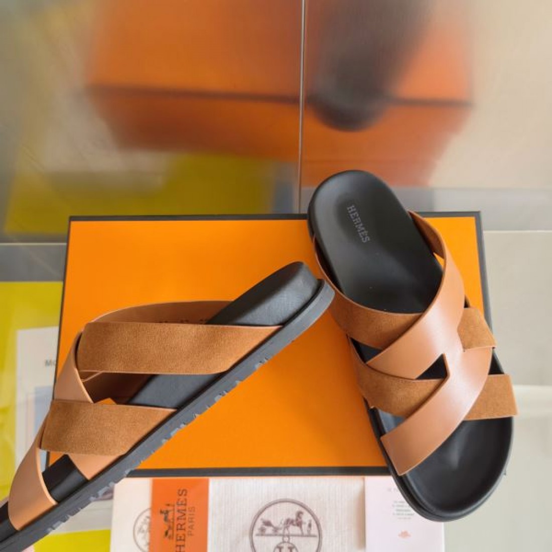 都会的な魅力の エルメス コピー サンダル HERMES 絶対手に入れたい