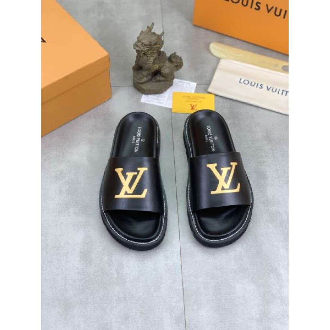 高級感 LOUIS VUITTON ルイヴィトン コピー サンダル 話題沸騰