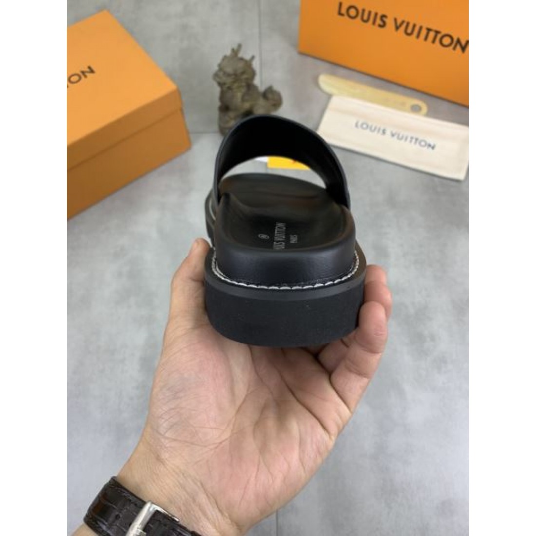 高級感 LOUIS VUITTON ルイヴィトン コピー サンダル 話題沸騰