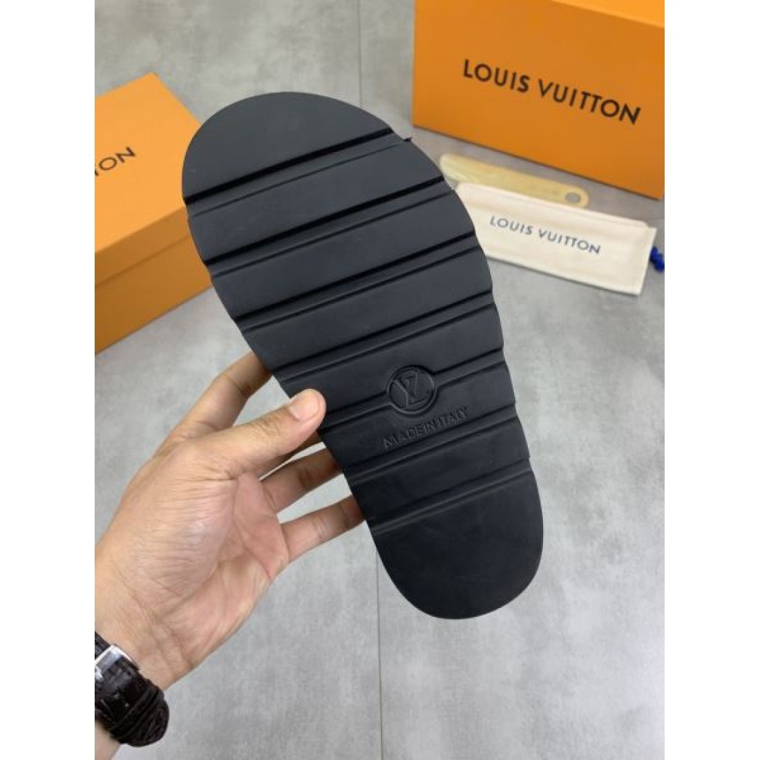 高級感 LOUIS VUITTON ルイヴィトン コピー サンダル 話題沸騰