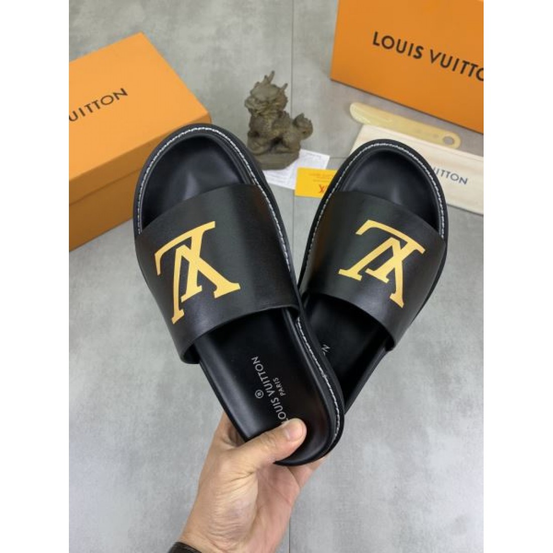 高級感 LOUIS VUITTON ルイヴィトン コピー サンダル 話題沸騰