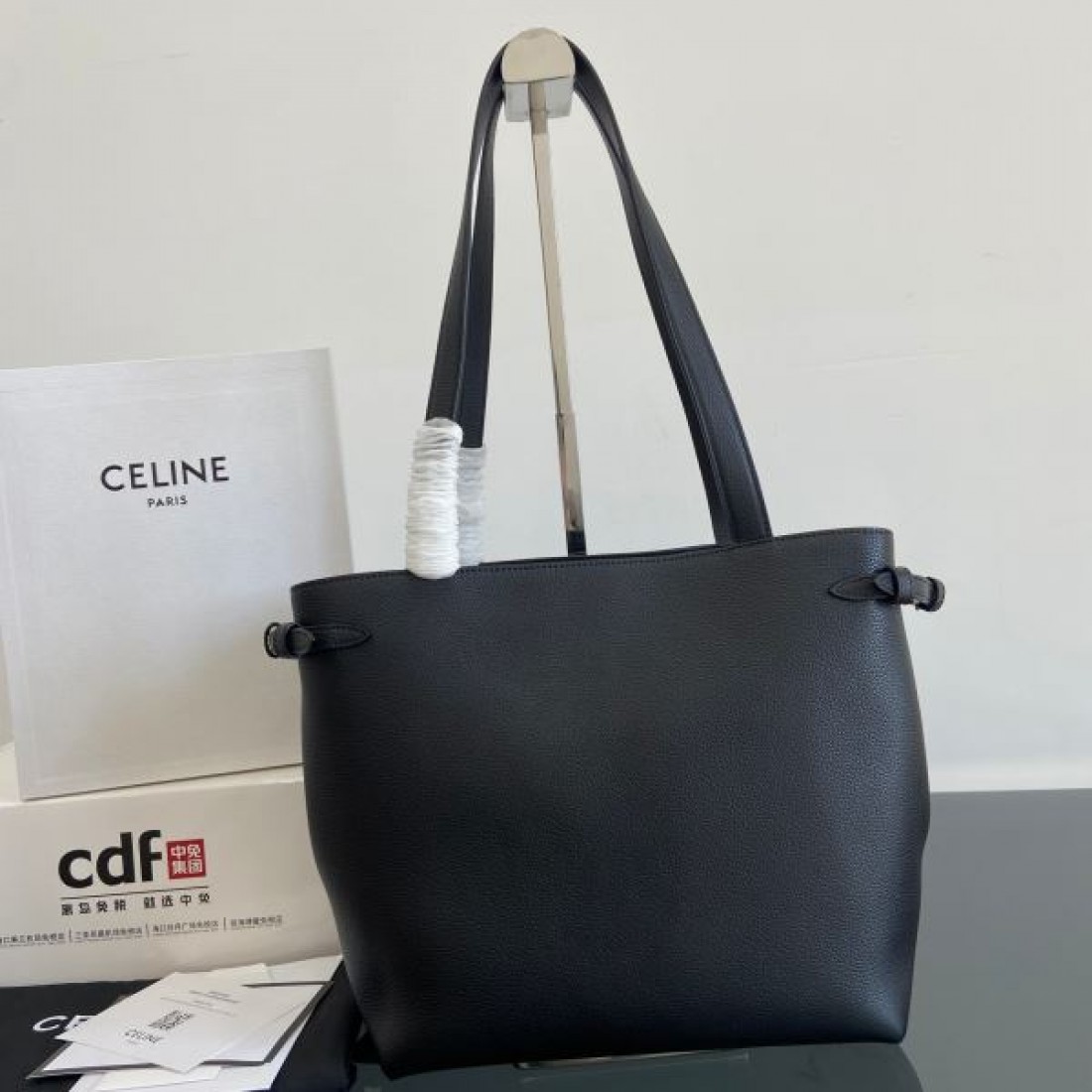 CELINE スーパーコピー トートバッグ ロゴ これさえ押さえればOK セリーヌ