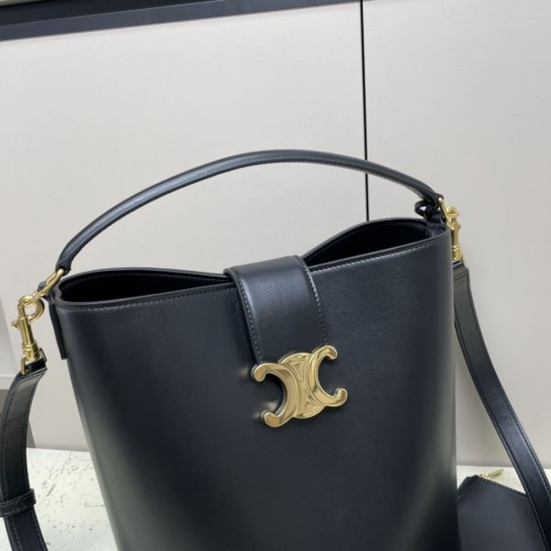 CELINE スーパーコピー トートバッグ ロゴ 海外のファッション新品 セリーヌ
