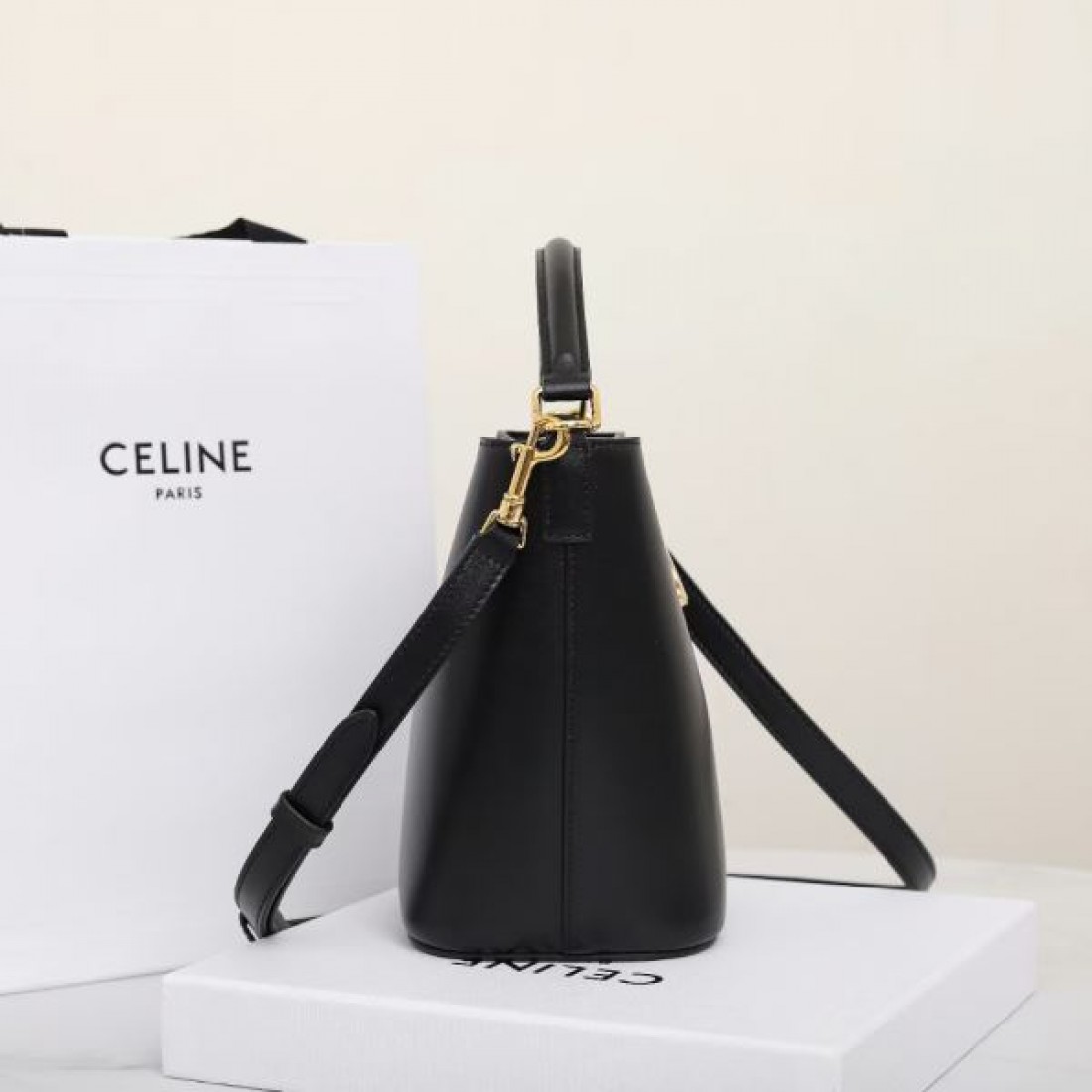 CELINE セリーヌ コピー トートバッグ ミニマルで高機能な一品