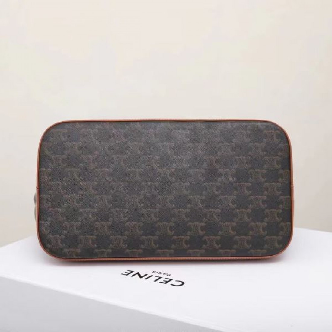 オシャレスタイルは今季も CELINE セリーヌ コピー トートバッグ コスパ最強新作におすすめ
