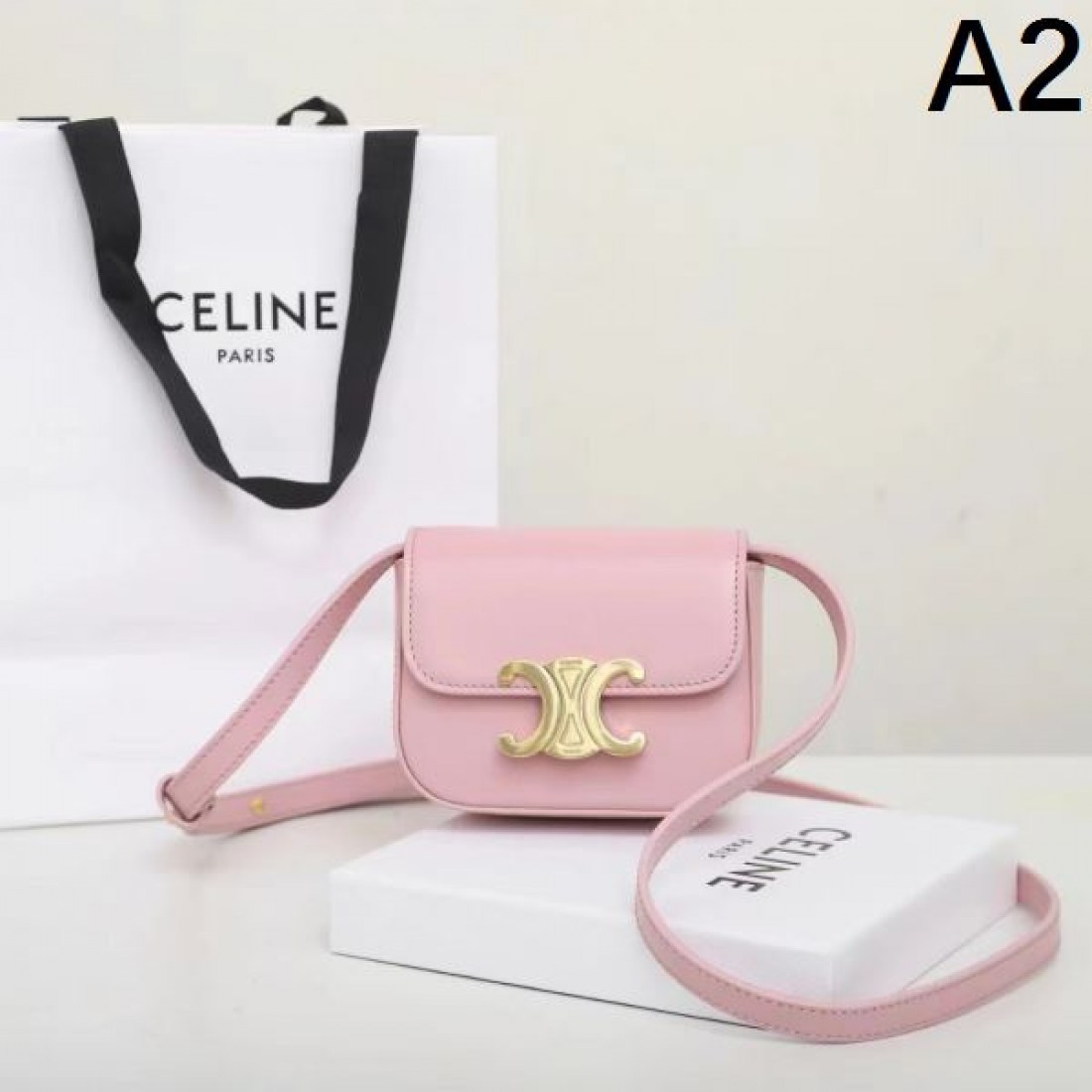 CELINE セリーヌ コピー ショルダーバッグ シンプルで高級感あふれるデザイン