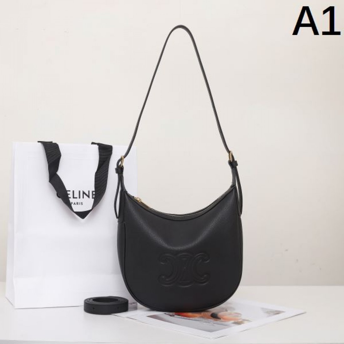 CELINE セリーヌ コピー ショルダーバッグ 端正でフェミニンな 大人の気品