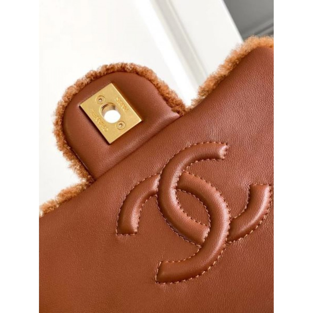 YSL イヴ サンローラン コピー ショルダーバッグ 国内発セール完売間近 SAINT LAURENT