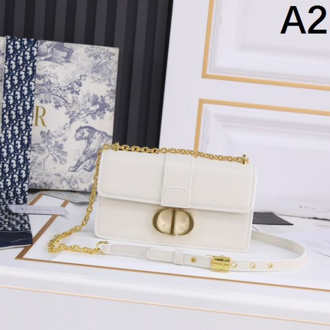 DIOR スーパーコピー ショルダーバッグ ロゴ 抜群なブランドプリント ディオール