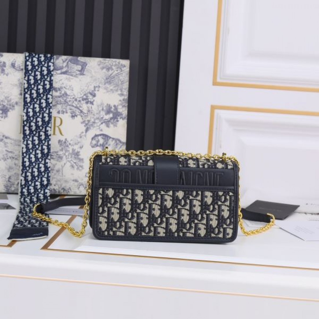 DIOR スーパーコピー ショルダーバッグ ロゴ 抜群なブランドプリント ディオール