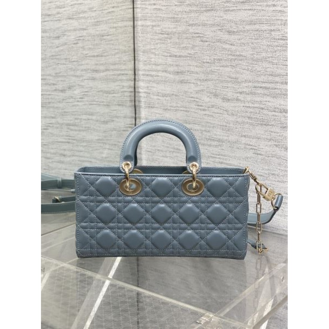 オンリーワンの逸品 DIOR ディオール コピー トートバッグ スタイリッシュな逸品