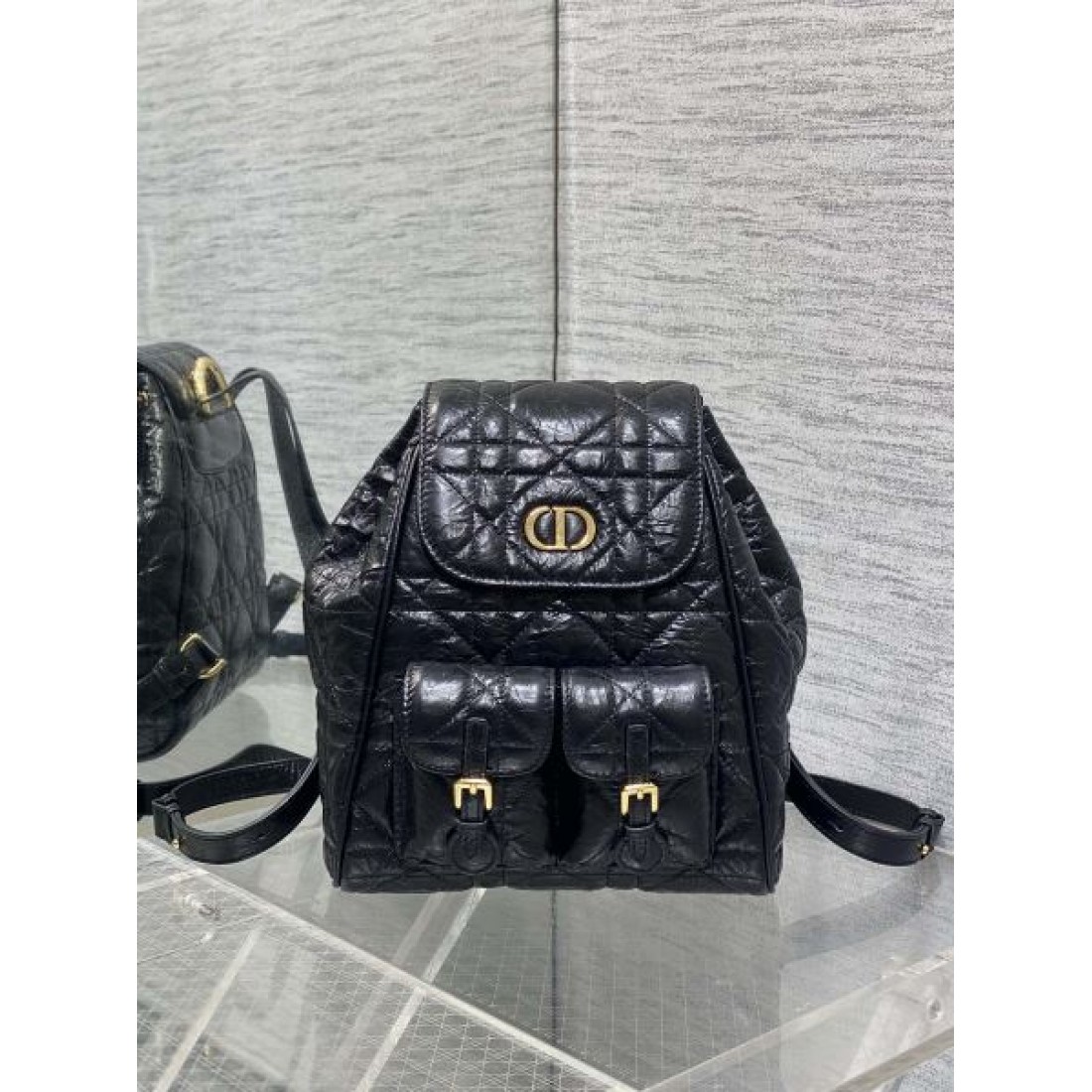 スタイリッシュな DIOR ディオール コピー バックパック 贅沢な雰囲気