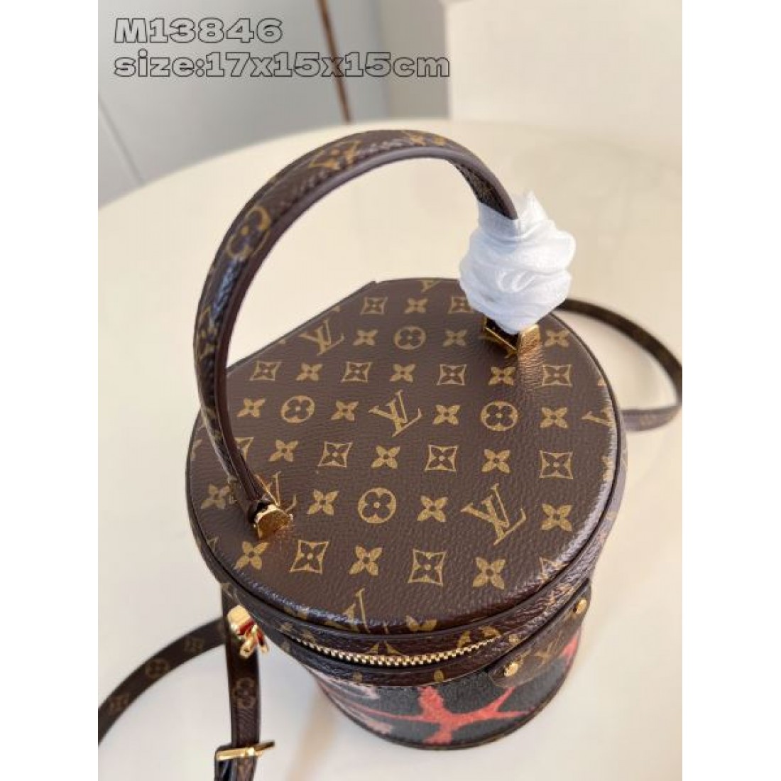 高級感あふれる LOUIS VUITTON ルイヴィトン コピー トートバッグ 洗練された逸品
