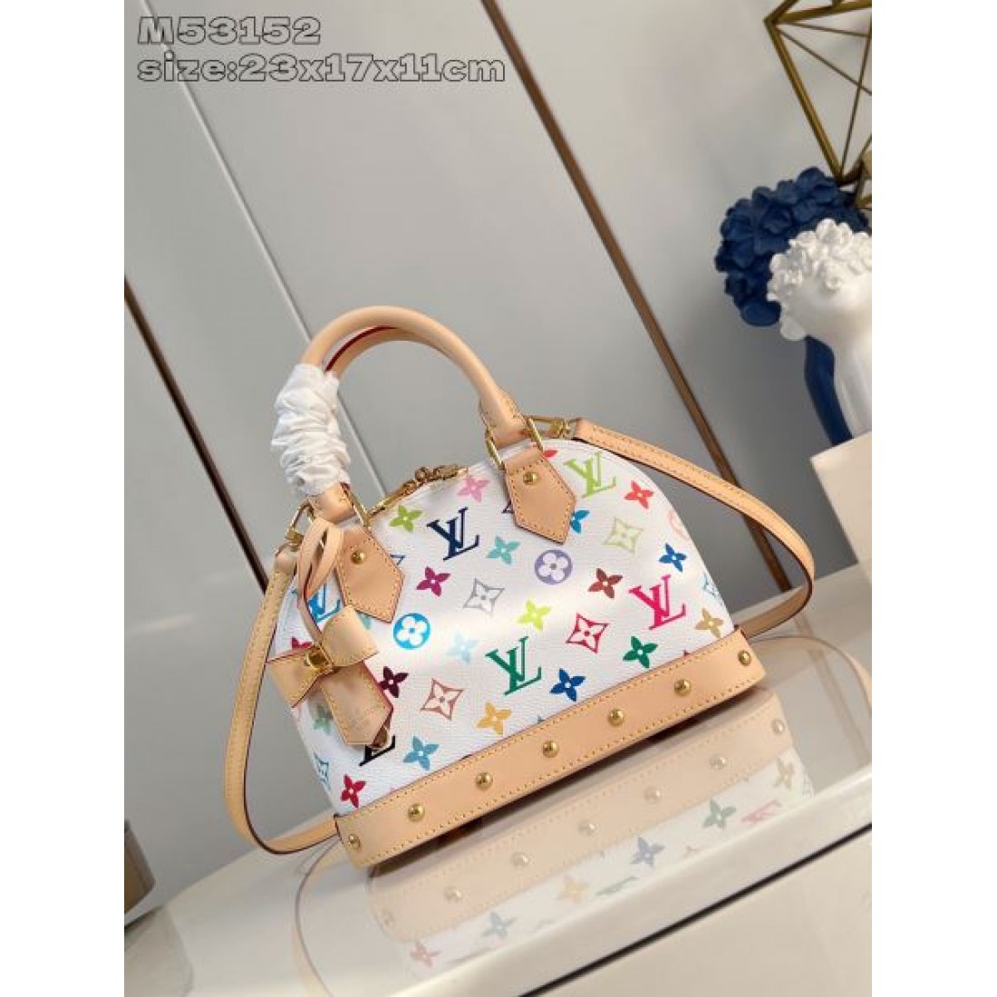 優雅でスタイリッシュな LOUIS VUITTON ルイヴィトン コピー トートバッグ 気品漂う