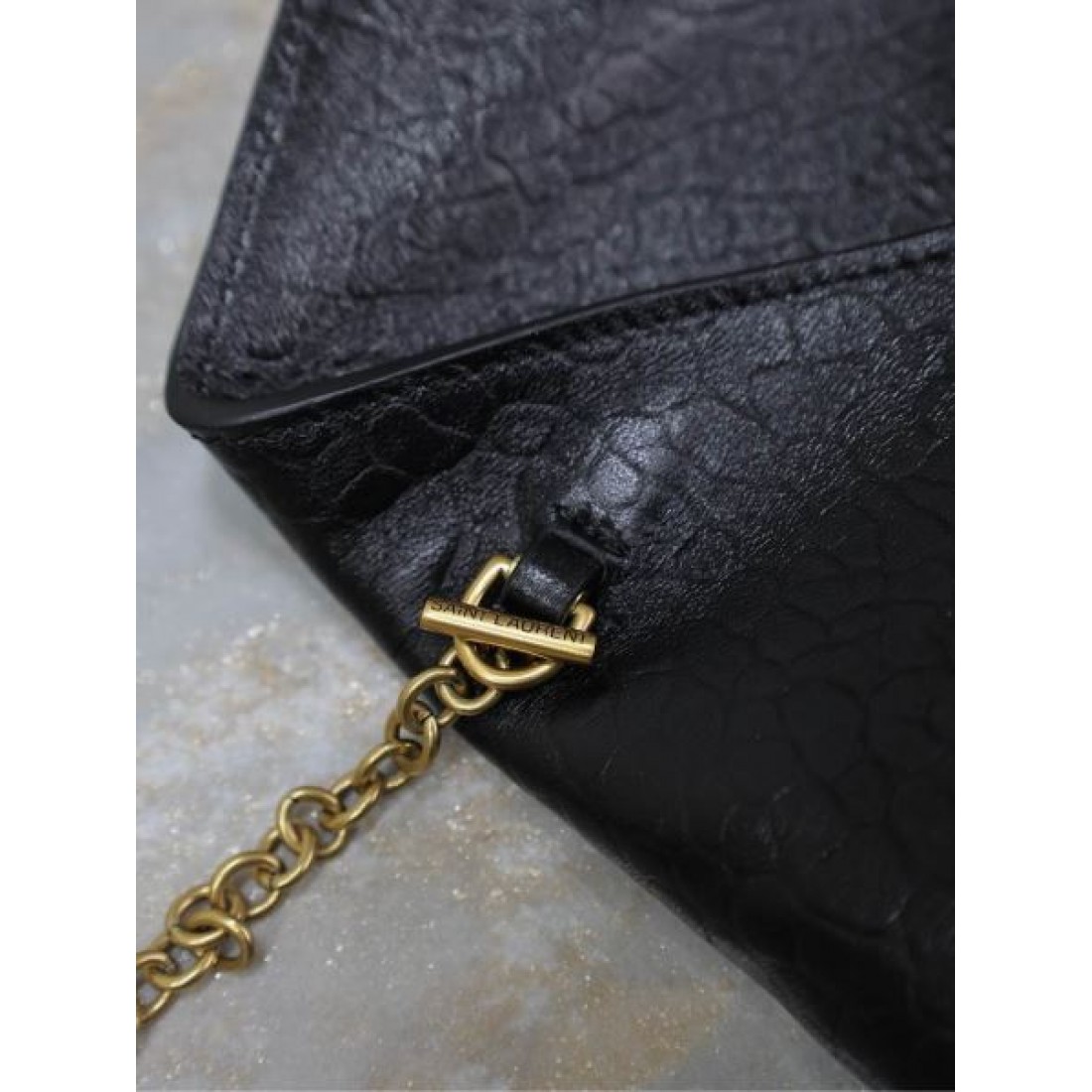イヴ サンローラン コピー ショルダーバッグ 一枚でお洒落 SAINT LAURENT