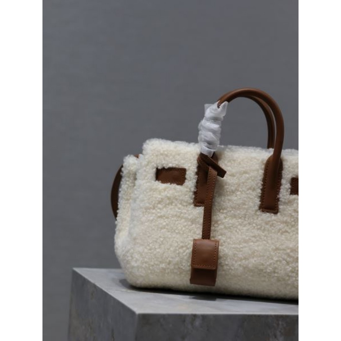 YSL イヴ サンローラン コピー トートバッグ 最旬アイテム SAINT LAURENT