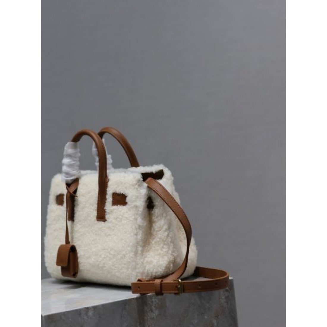 YSL イヴ サンローラン コピー トートバッグ 最旬アイテム SAINT LAURENT