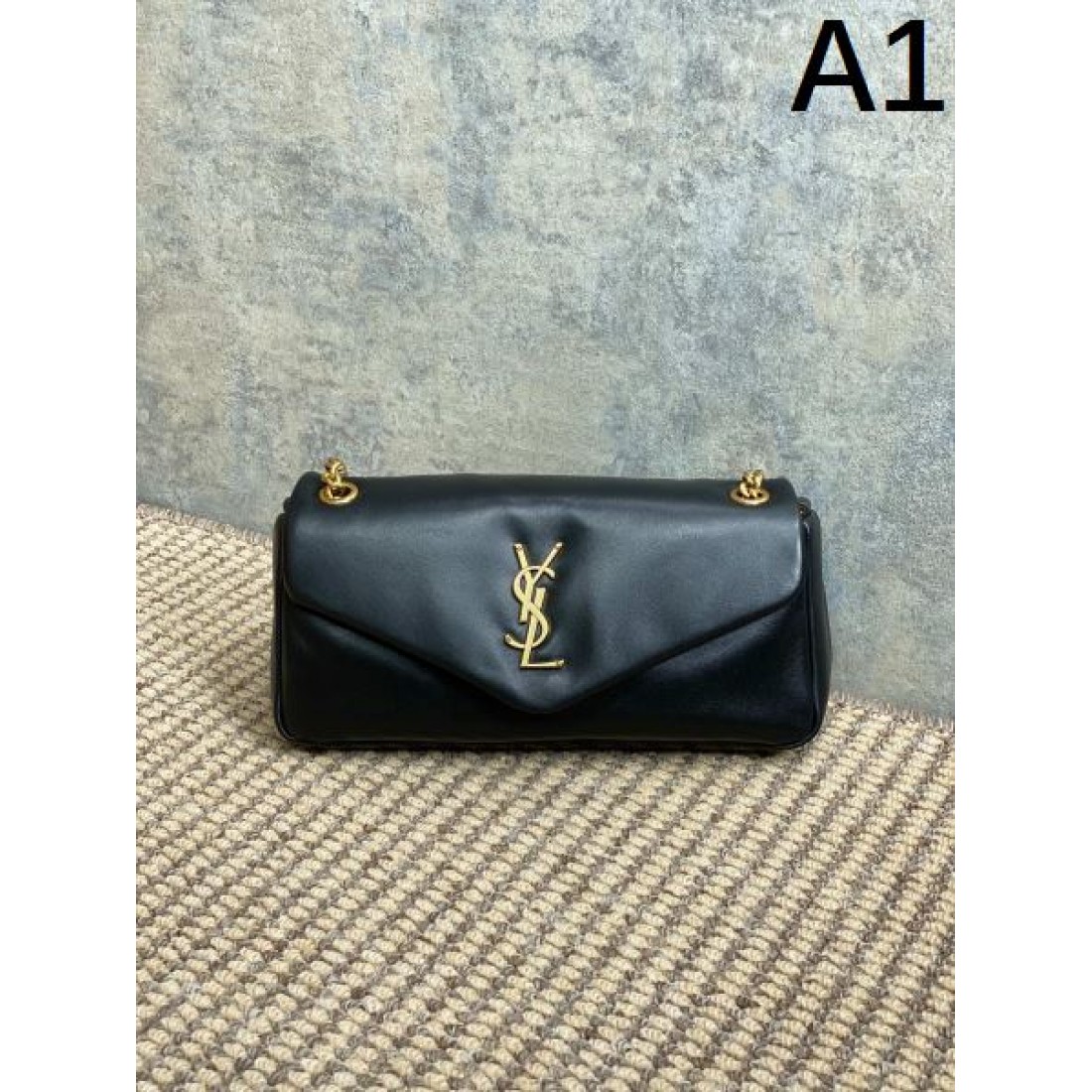 YSL イヴ サンローラン コピー ショルダーバッグ 上品でシックな印象に