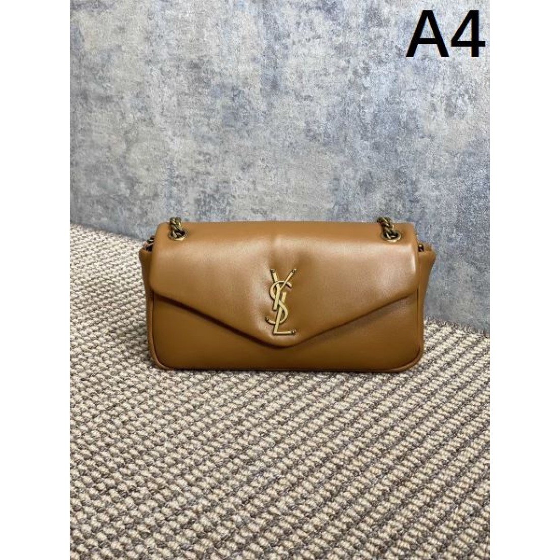 YSL イヴ サンローラン コピー ショルダーバッグ 上品でシックな印象に