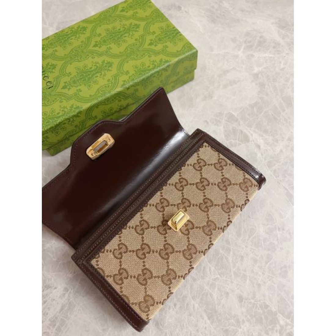 GUCCI グッチ コピー 長財布 上品でスマートな 洗練されたデザイン