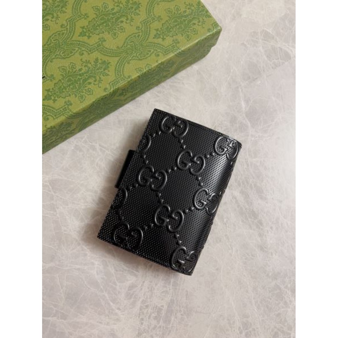 上品でスマートな GUCCI グッチ コピー カードケース 洗練された仕上がり