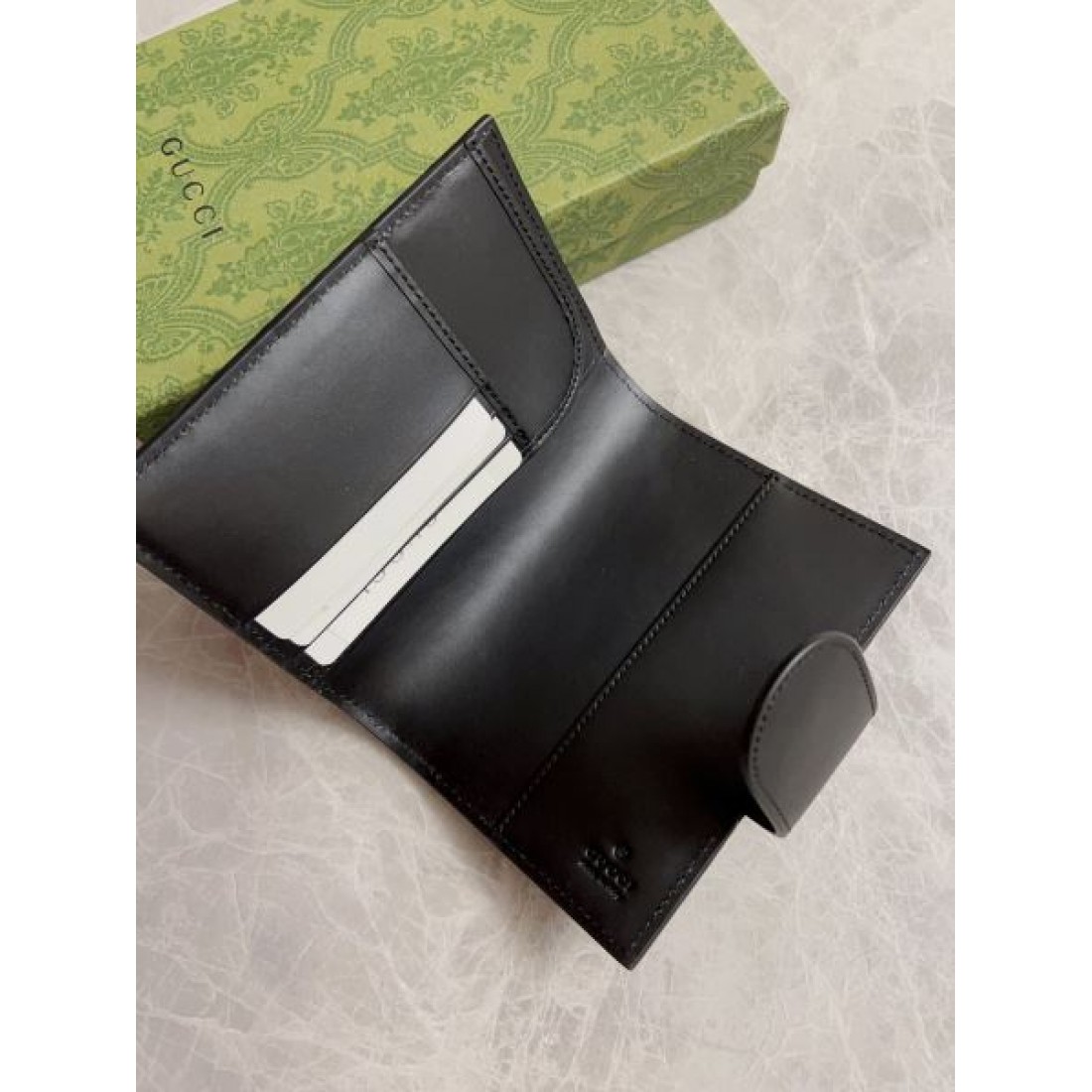 上品でスマートな GUCCI グッチ コピー カードケース 洗練された仕上がり