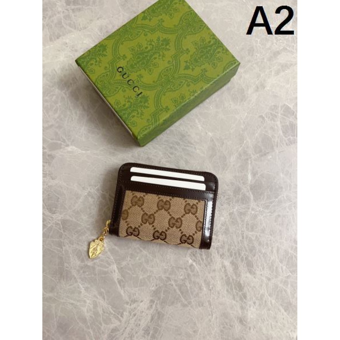 GUCCI グッチ コピー コインバッグ スタイリッシュで華やかな大人デザイン