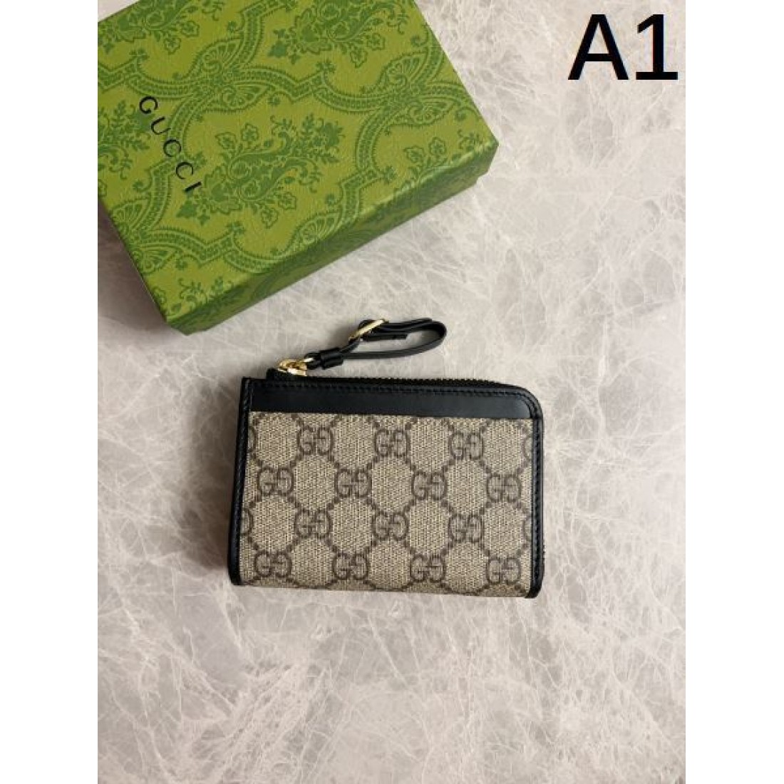 モダンで可愛らしい GUCCI グッチ コピー コインバッグ