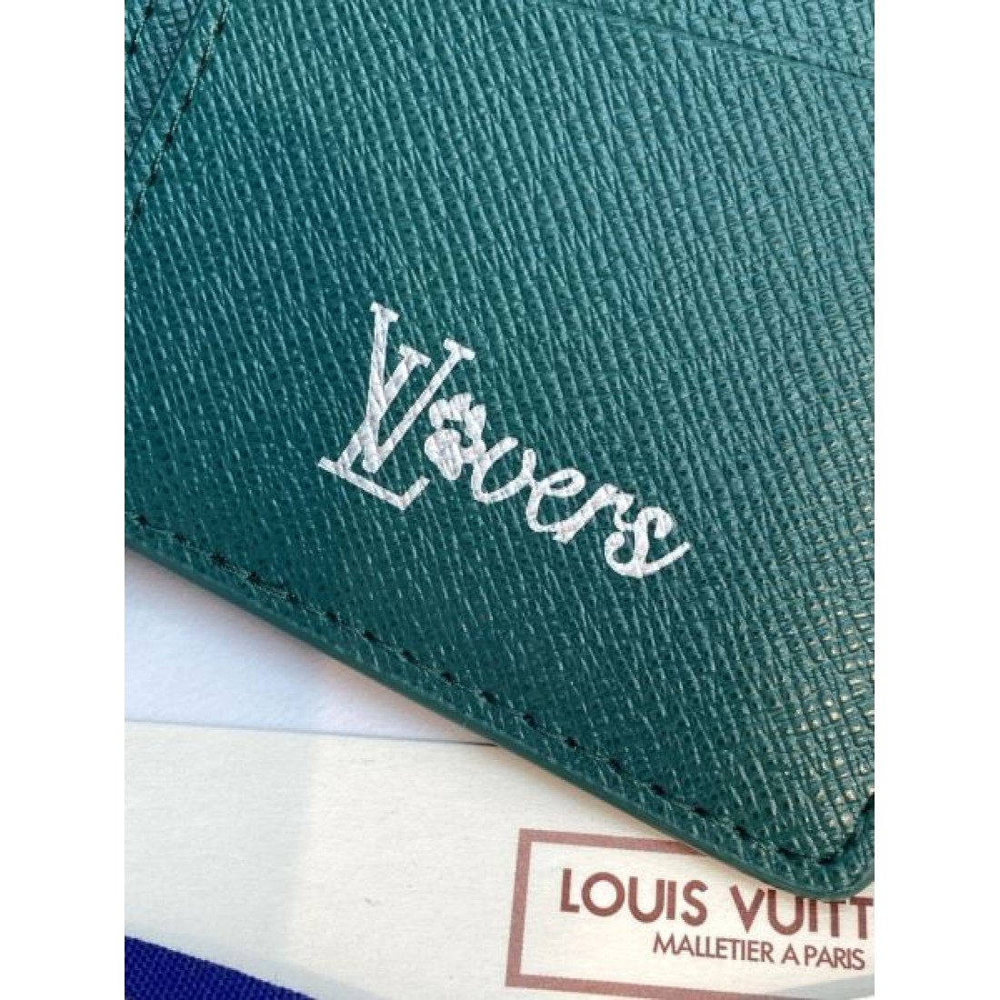 収納力抜群でスマートな LOUIS VUITTON ルイヴィトン コピー 長財布 