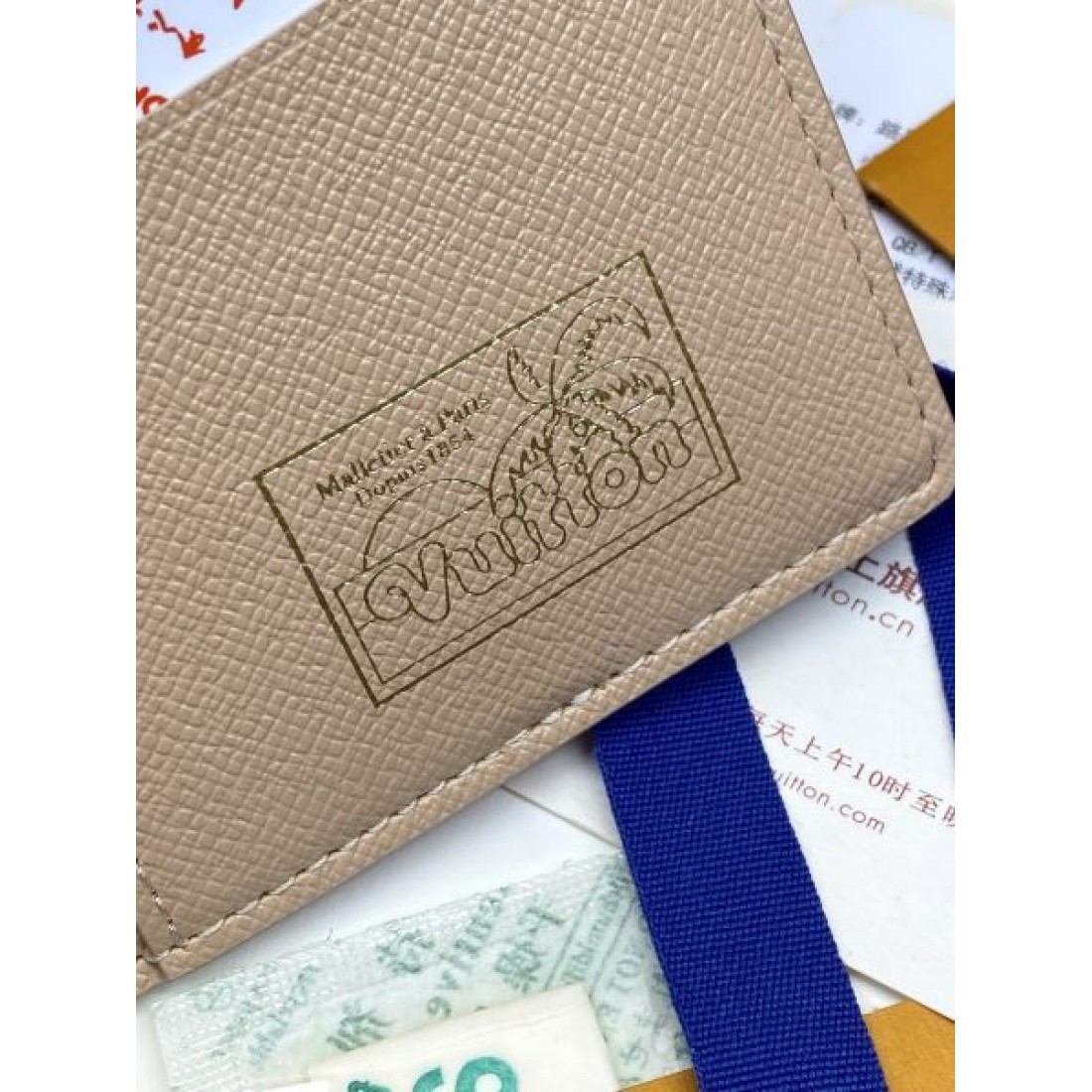 LOUIS VUITTON ルイヴィトン コピー 長財布 モダンで落ち着いた