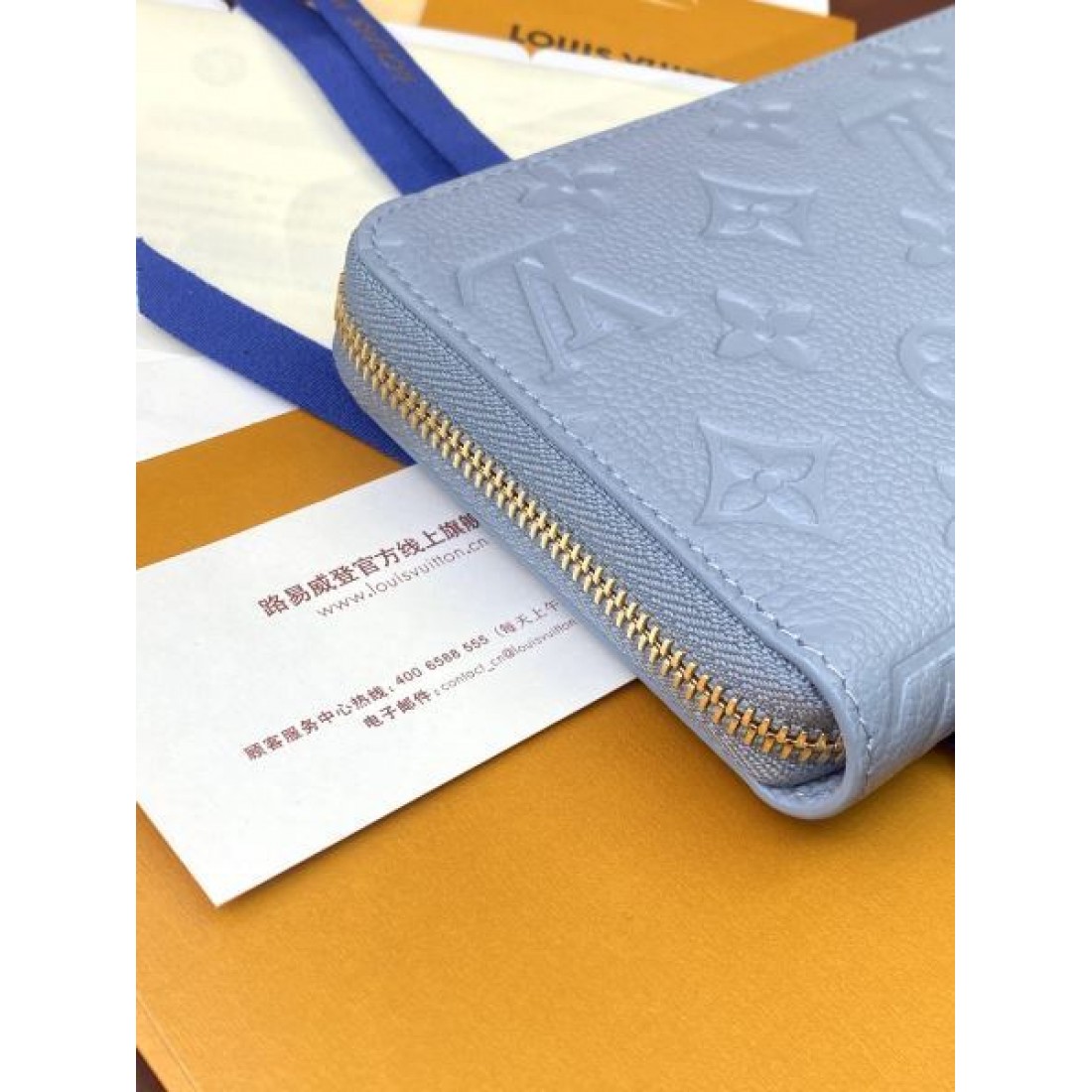  スタイリッシュで知的な印象 LOUIS VUITTON ルイヴィトン コピー 長財布