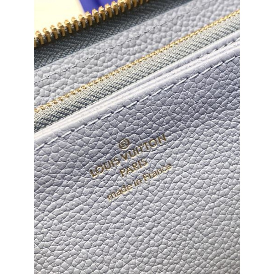  スタイリッシュで知的な印象 LOUIS VUITTON ルイヴィトン コピー 長財布