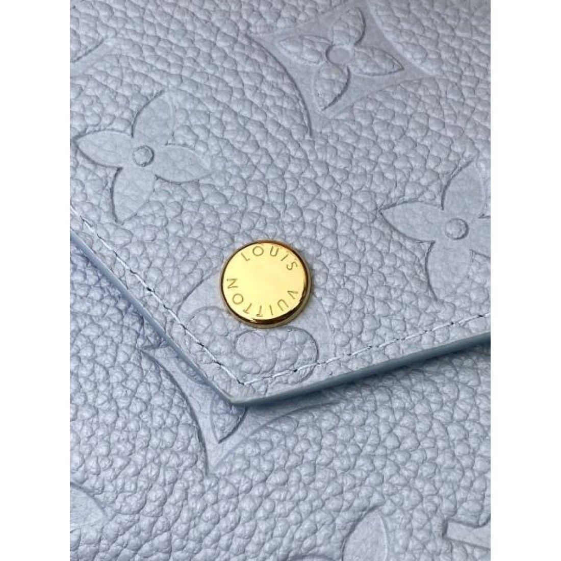 LOUIS VUITTON ルイヴィトン コピー コインバッグ 上品で華やかな仕上がり