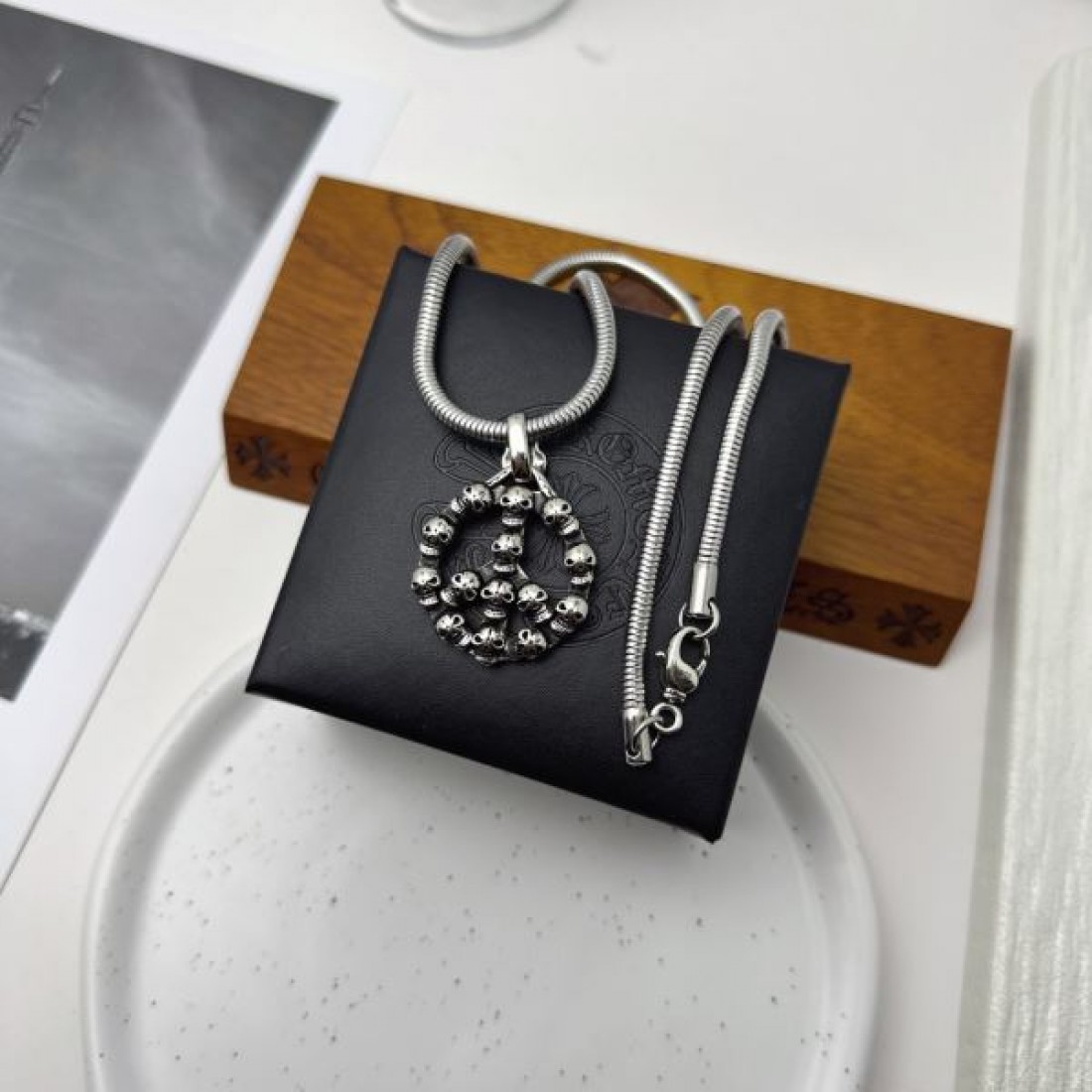 クロムハーツ コピー ネックレス ロゴ 今季話題の一級品 CHANEL
