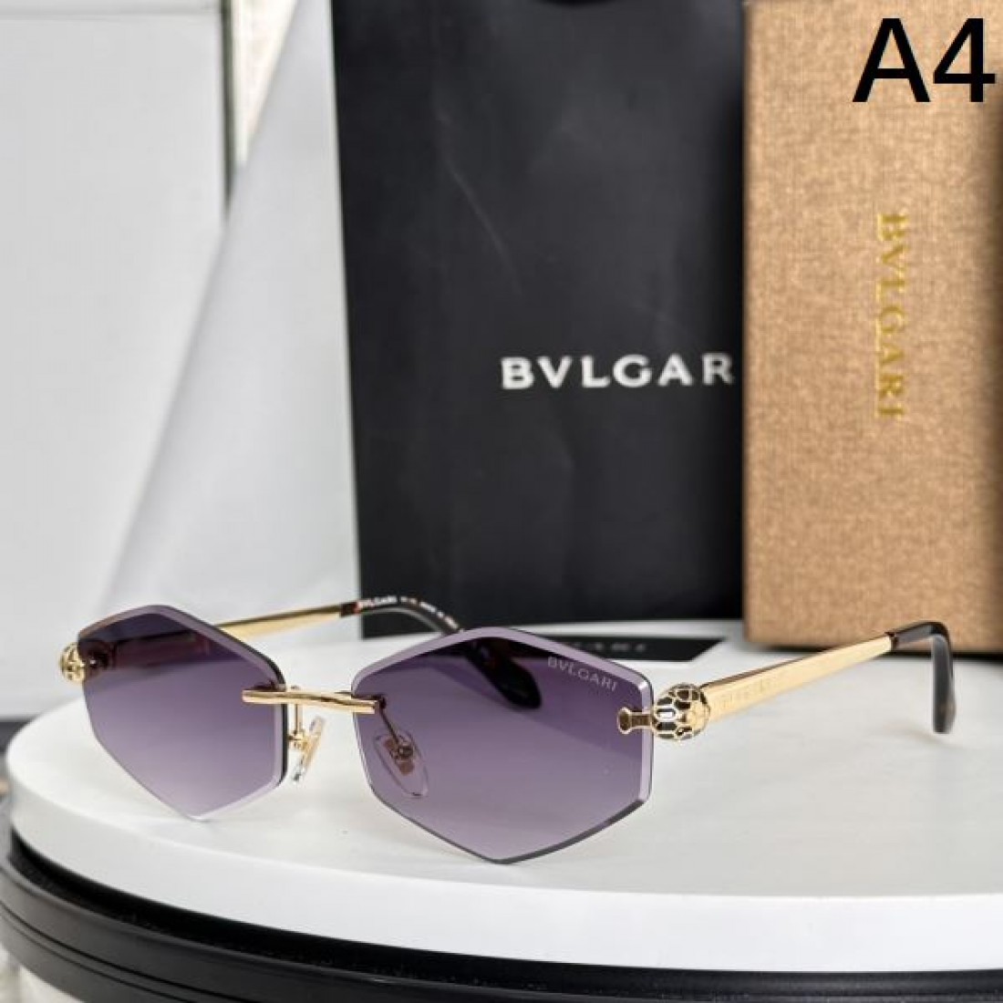 BVLGARI ブルガリ コピー サングラス 洗練されたカラーリングと軽やかなフィット感