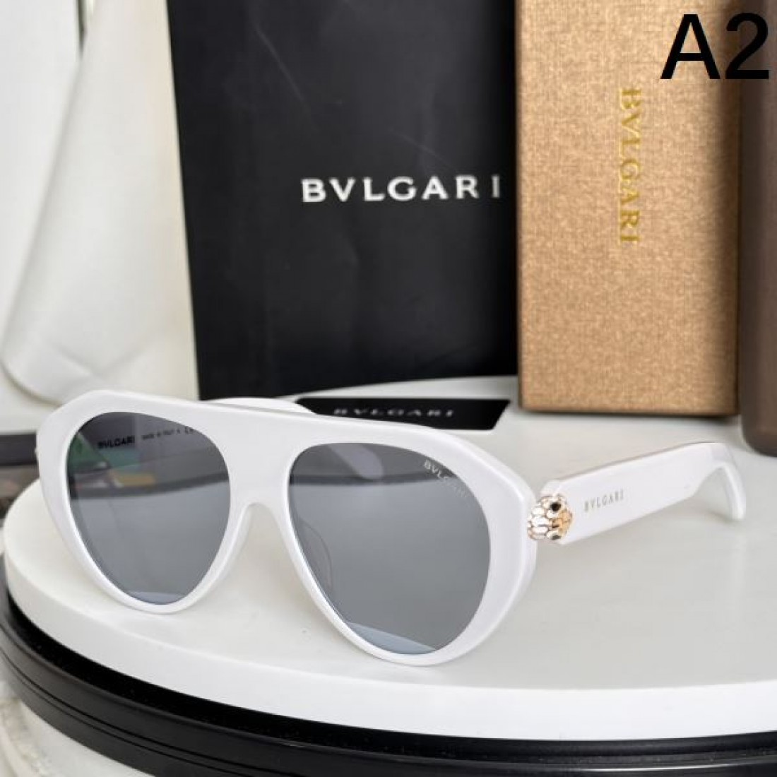 機能性と美しさを兼ね備えた ブルガリ コピー サングラス BVLGARI 現代的なスタイル