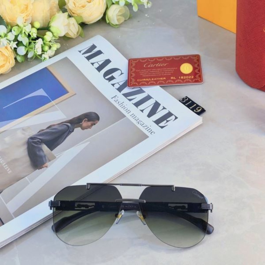 ラグジュアリーで軽やかな カルティエ コピー サングラス CARTIER 上質な仕上がり