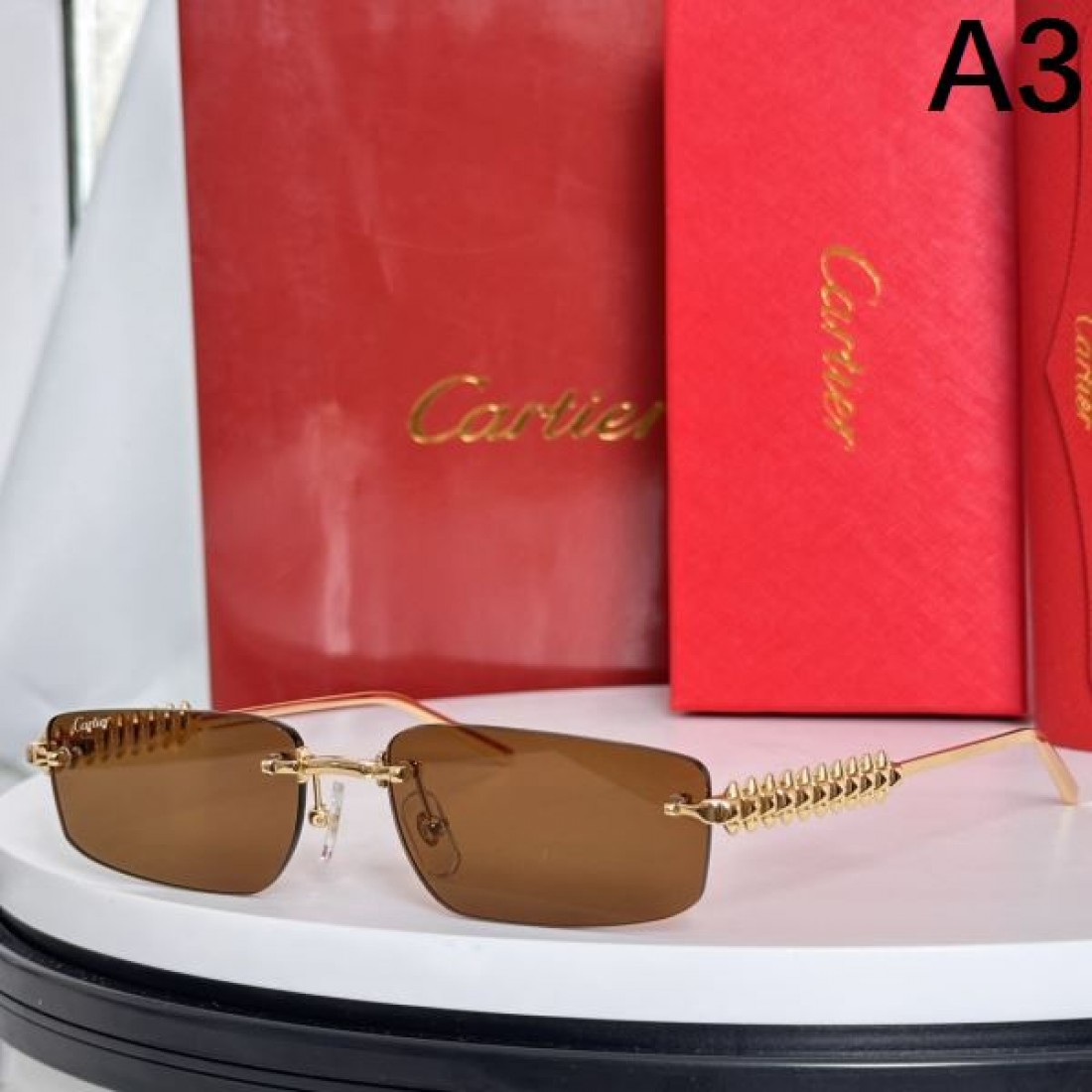 大胆なデザイン CARTIER カルティエ コピー サングラス オシャレスタイルは今季も
