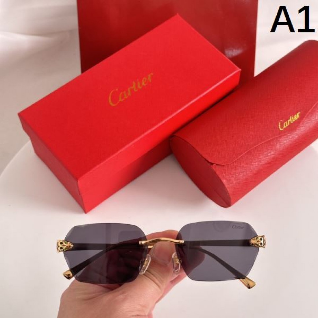 オンリーワンの逸品  CARTIER カルティエ コピー サングラス スタイリッシュな逸品
