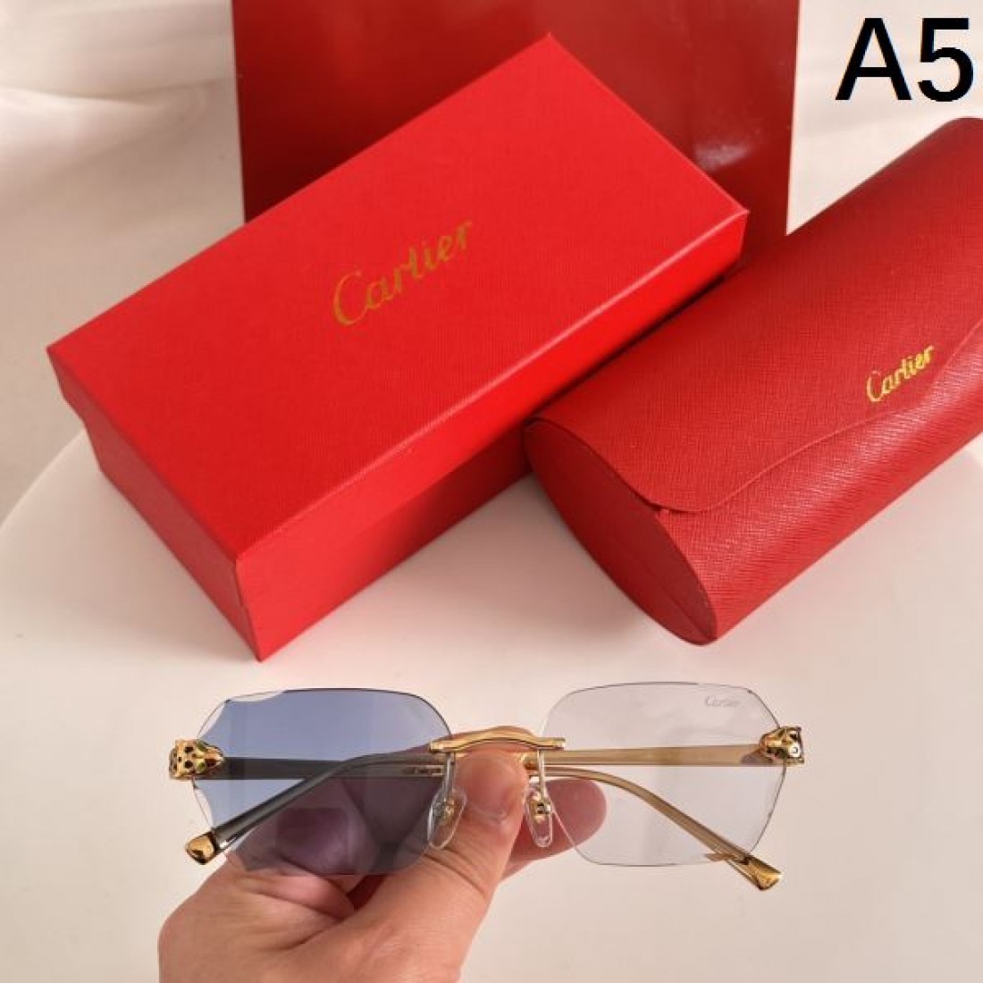 オンリーワンの逸品  CARTIER カルティエ コピー サングラス スタイリッシュな逸品