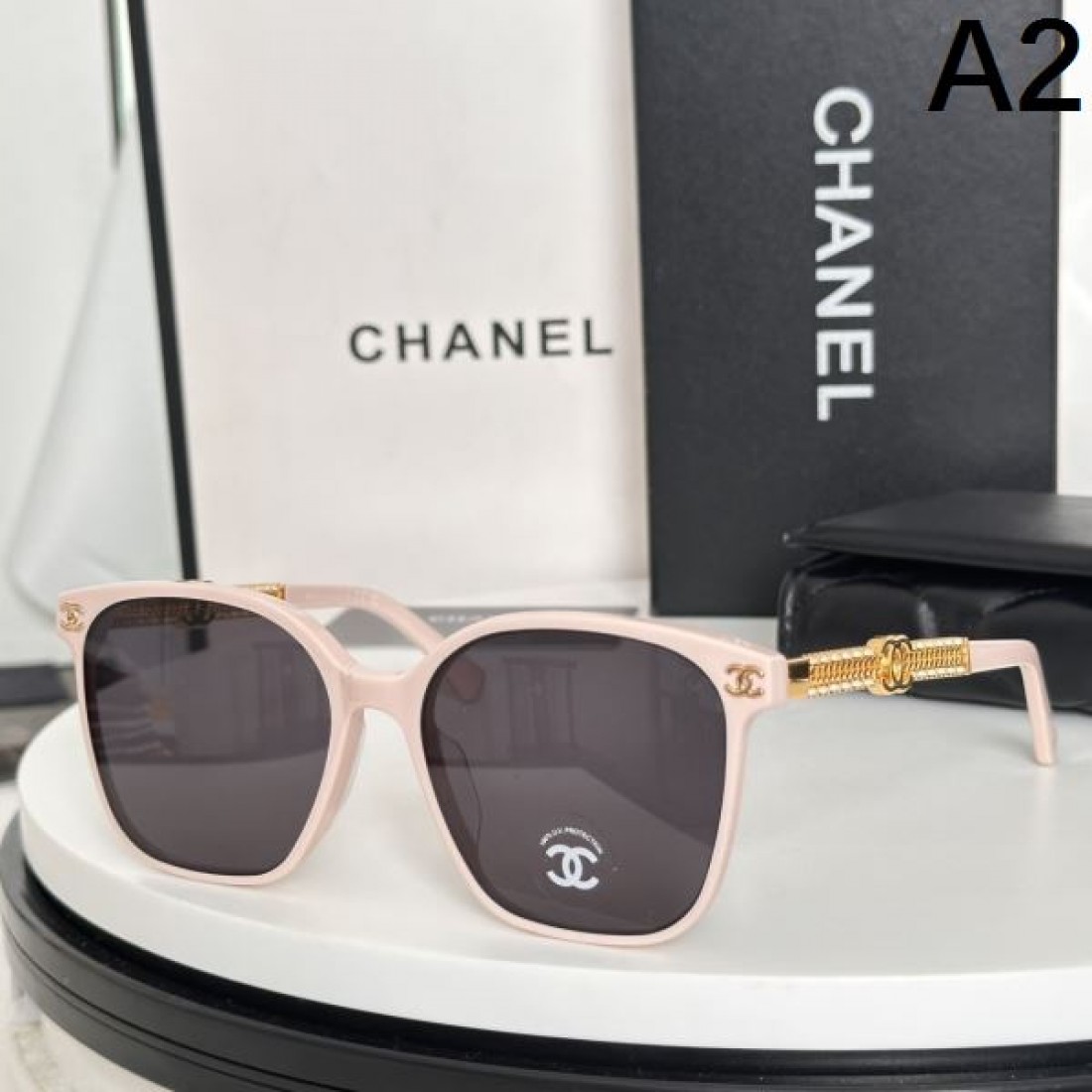優雅な フェミニンなトレンド感満載 シャネル コピー サングラスCHANEL