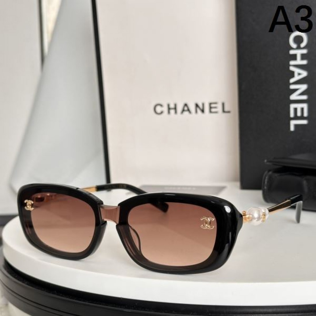 美しいシルエットを演出 CHANEL シャネル コピー サングラス 手に入れるべき必須アイテム