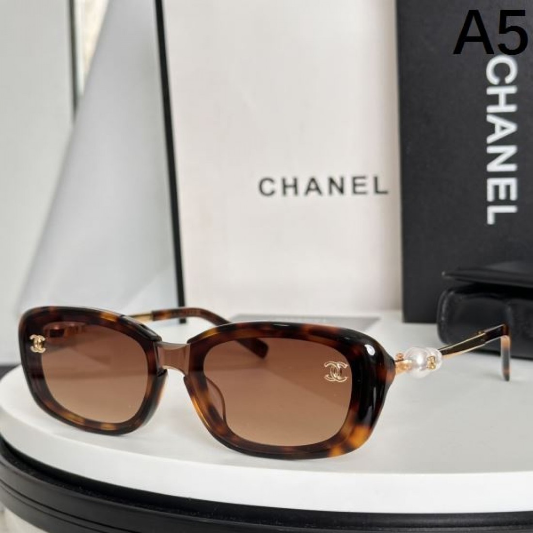 美しいシルエットを演出 CHANEL シャネル コピー サングラス 手に入れるべき必須アイテム