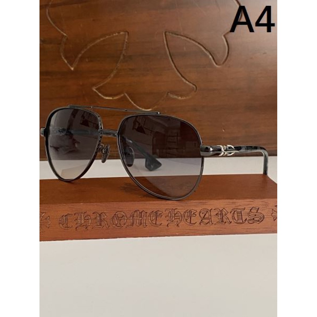 今季は色を使った注目新品 CHROME HEARTS クロムハーツ コピー サングラス 限定予約受付中