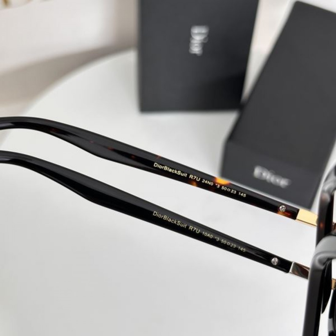 これは買い！DIOR ディオール コピー サングラス お洒落さん必携