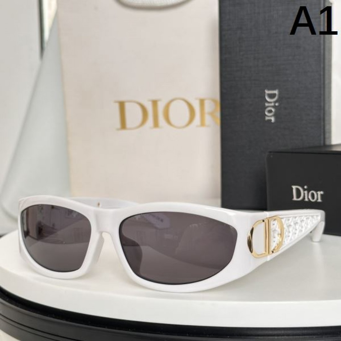 旬コーデに最適  DIOR ディオール コピー サングラス オールシーズン活躍