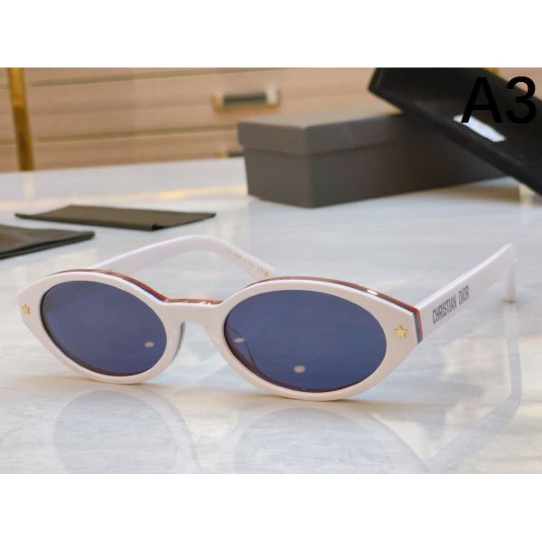 DIOR ディオール スーパー コピー サングラス 軽やかでフェミニンな印象に