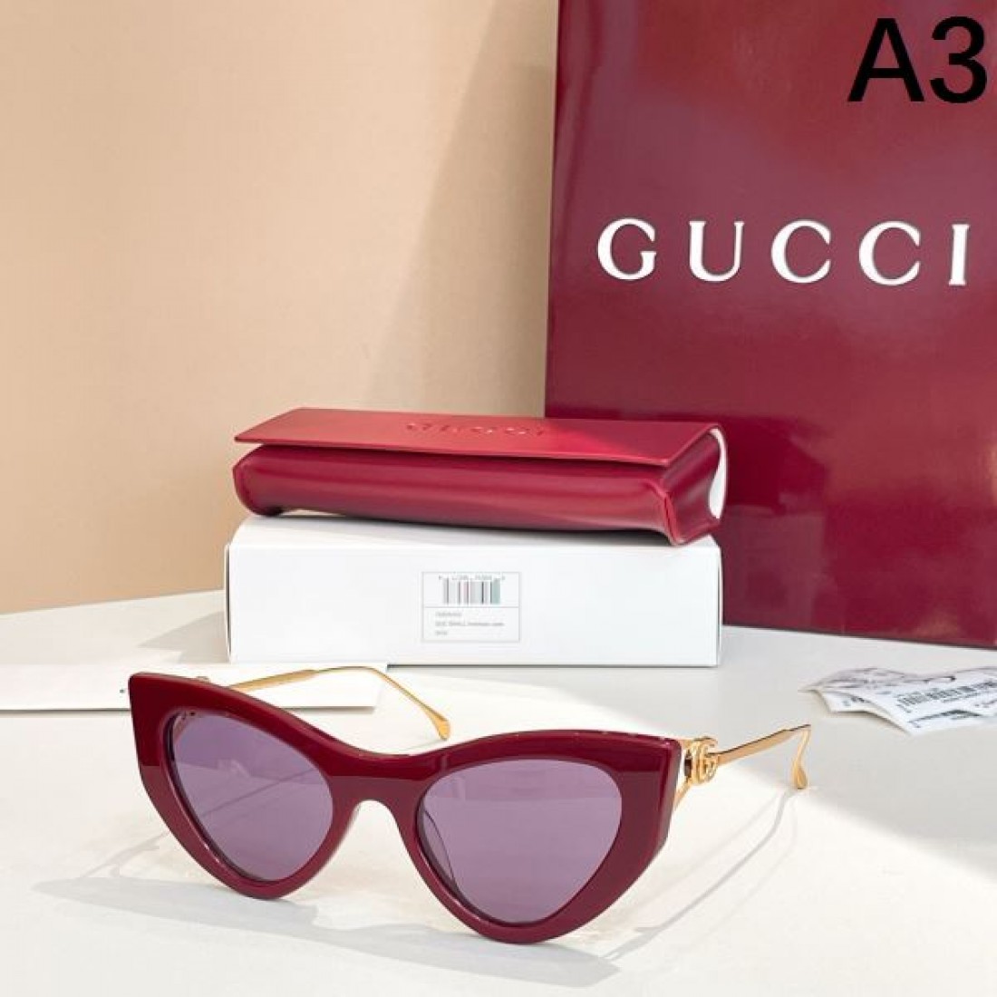 GUCCI グッチ スーパーコピー サングラス 遊び心あるモダンな魅力で