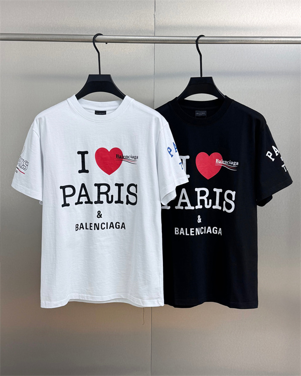 パリのエスプリを感じる、バレンシアガ コピー Tシャツ